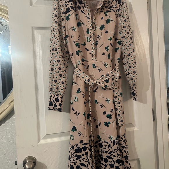 Boden Cream and Green Floral Long Sleeve Dress - Picture 6 of 7